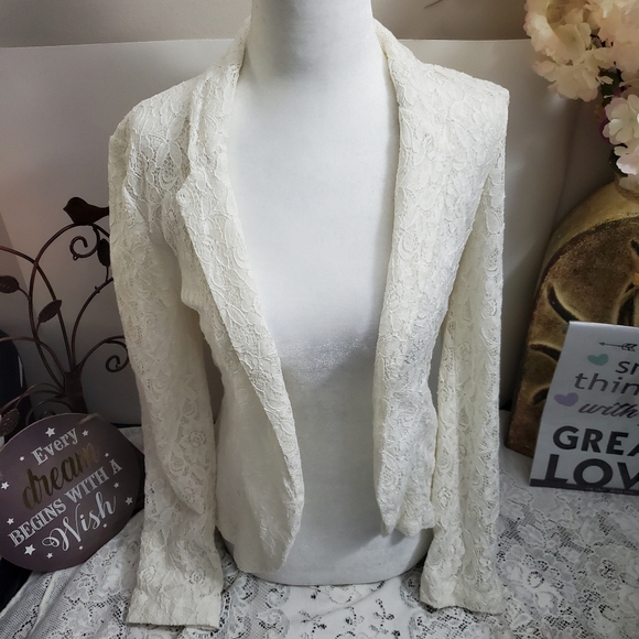 White Lace Outerwear Blazer - Picture 1 of 3